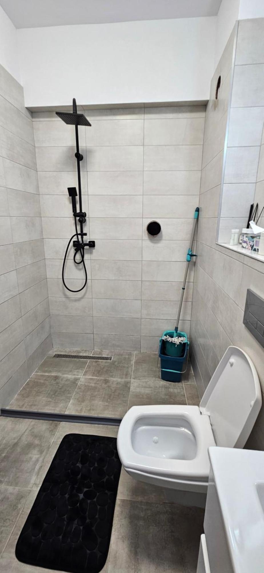 Apartament Dem Radulescu Langa Strand Râmnicu Vâlcea Buitenkant foto